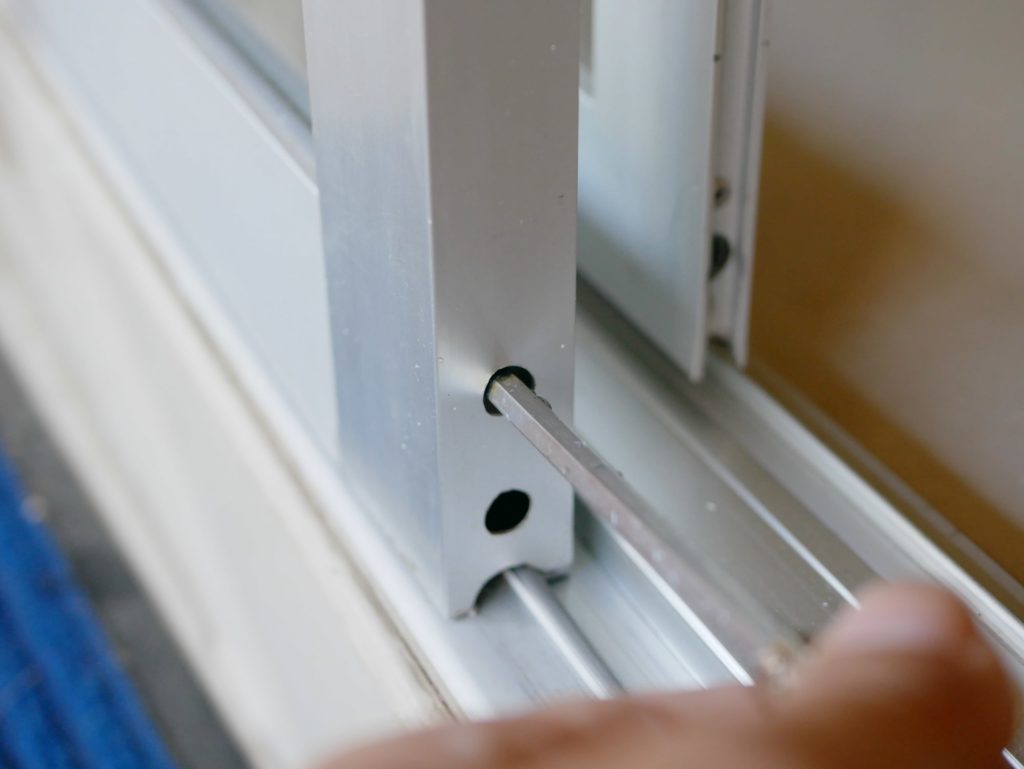 The Dos and Don’ts of Sliding Door Repairs: How to Keep Your Doors in Good Condition post thumbnail image