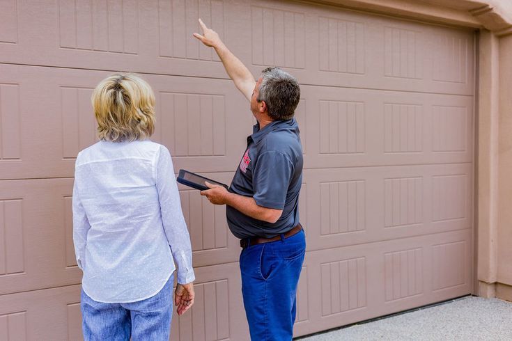 Online Tips on Where to Go for the Best Garage Door Security post thumbnail image