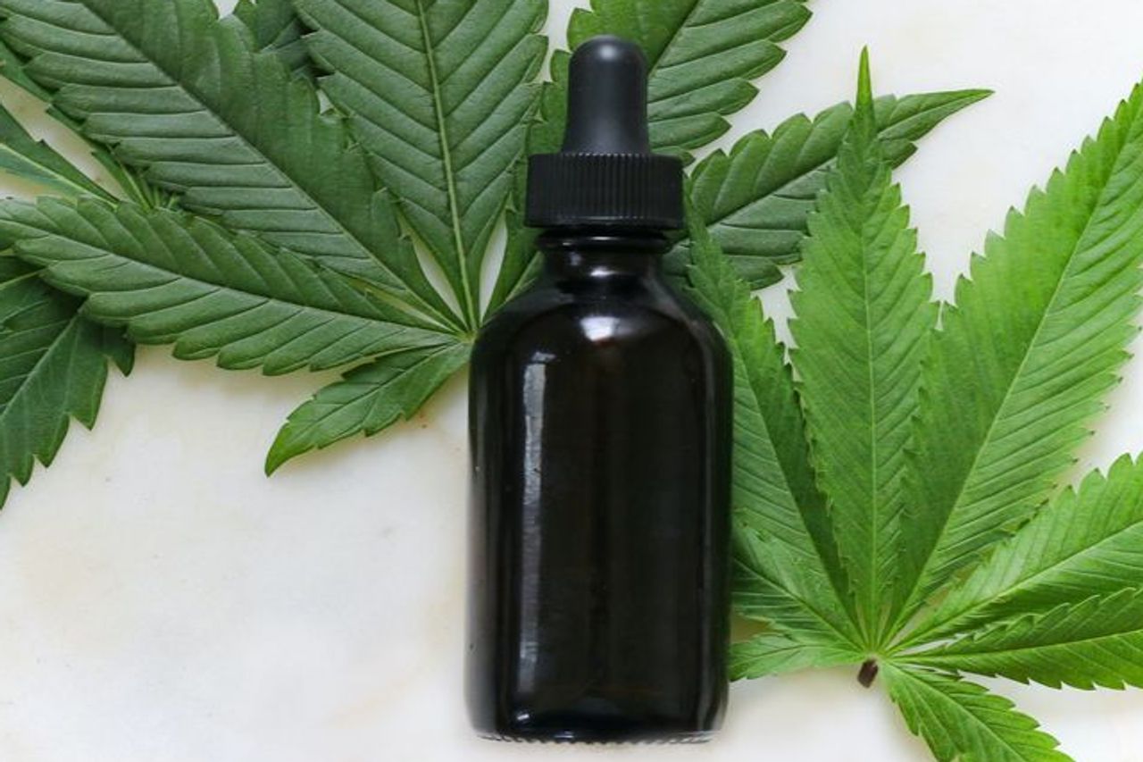 CBD oil for pain Relief: How Does it Work? post thumbnail image